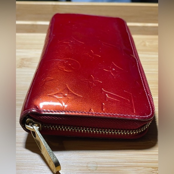 Louis Vuitton Vernis Long Wallet - Picture 9 of 14